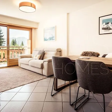 Charming & Golf Retreat In Apartment