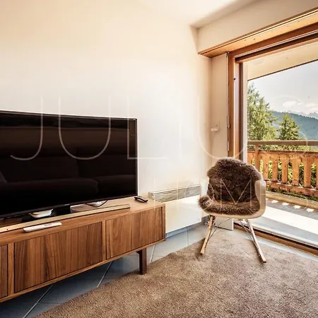 Charming & Golf Retreat In Apartment *