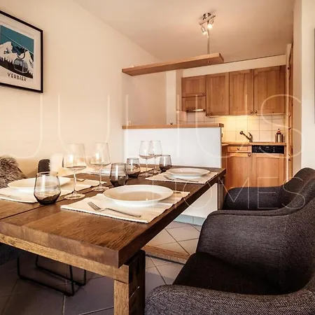 Apartment Charming & Golf Retreat In