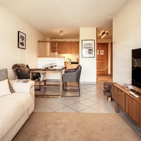 Charming & Golf Retreat In *